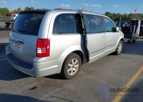 2010 Chrysler Town & Country Touring из США, поврежденный, VIN 2A4RR5D18AR373639